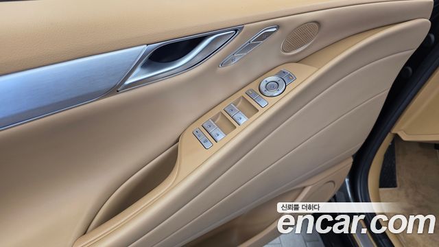 Genesis G80 (RG3) Gasoline 2.5 Turbo AWD 2025 — фото 34