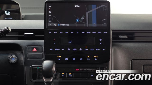 Hyundai Staria L3.5  Kinder Safety Car 11-Seater 2023 — фото 16