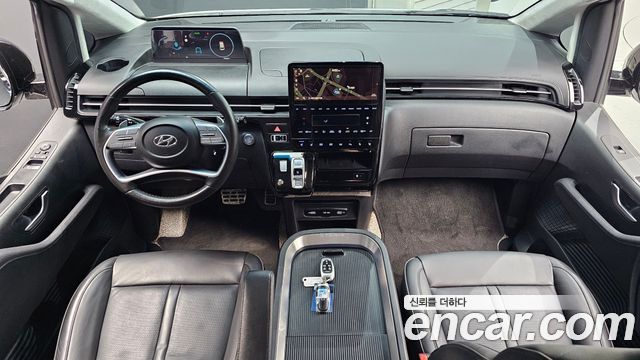 Hyundai Staria L3.5 Lounge 7-Seater Mobility 2024 — фото 7