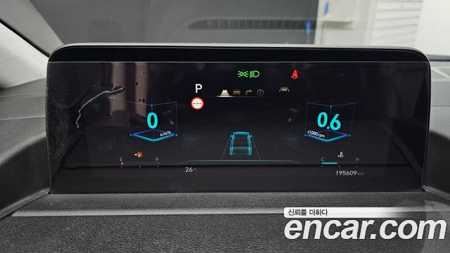 Hyundai Staria L3.5 Lounge 7-Seater Mobility 2024 — фото 8