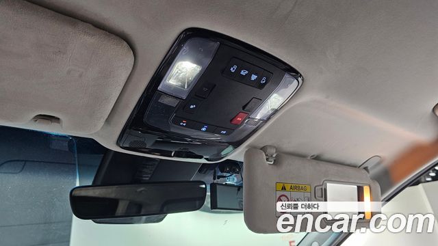 Hyundai Staria L3.5 Lounge 7-Seater Mobility 2024 — фото 29