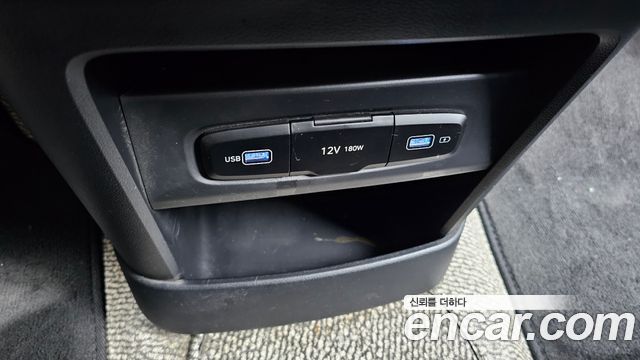 Hyundai Staria L3.5 Lounge 7-Seater Mobility 2024 — фото 31
