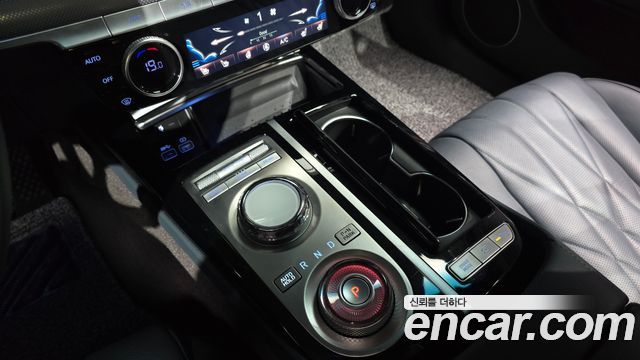Genesis G80 (RG3) Gasoline 2.5 Turbo AWD 2023 — фото 9