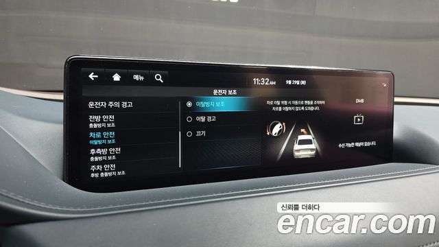 Genesis G80 (RG3) Gasoline 2.5 Turbo AWD 2023 — фото 17