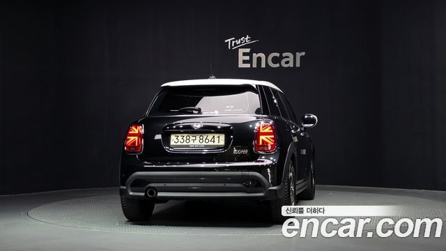 MINI Cooper 5Door Classic Third Generation 2023 — фото 4