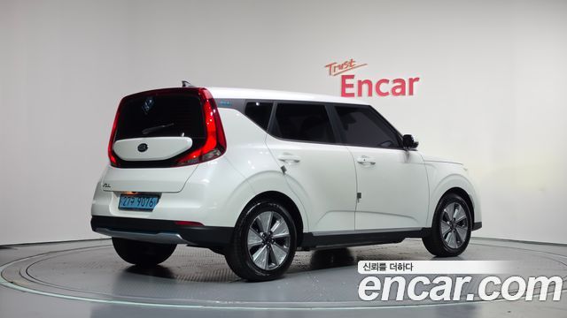 Kia Soul Booster EV Prestige 2021 — фото 2