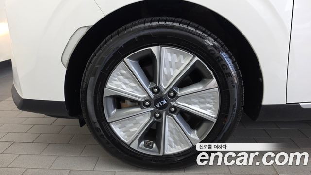 Kia Soul Booster EV Prestige 2021 — фото 5