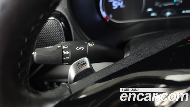 Kia Soul Booster EV Prestige 2021 — фото 18