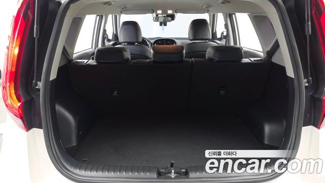 Kia Soul Booster EV Prestige 2021 — фото 20