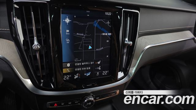 Volvo V60 Cross Country (II) T5 Pro AWD 2019 — фото 20