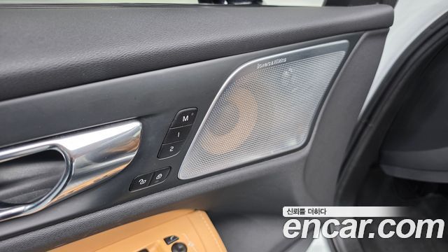 Volvo V60 Cross Country (II) T5 Pro AWD 2019 — фото 24