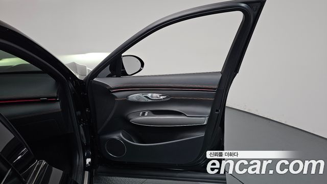 Genesis GV70 2.5T Gasoline 2WD 2025 — фото 24
