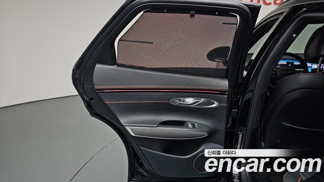 Genesis GV70 2.5T Gasoline 2WD 2025 — фото 25