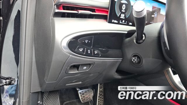 Genesis GV70 2.5T Gasoline 2WD 2025 — фото 32