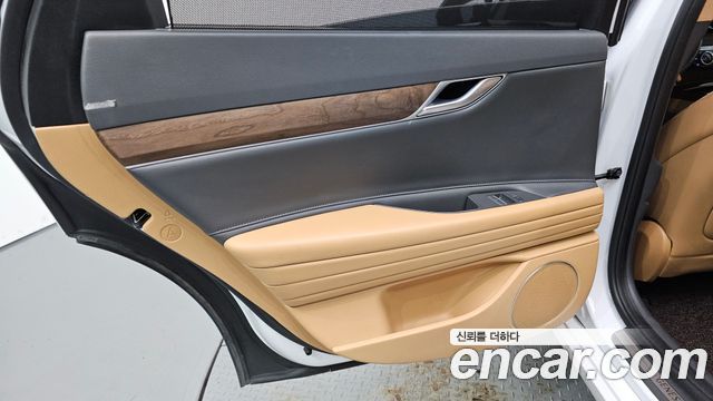 Genesis G80 (RG3) Gasoline 2.5 Turbo 2WD 2022 — фото 25