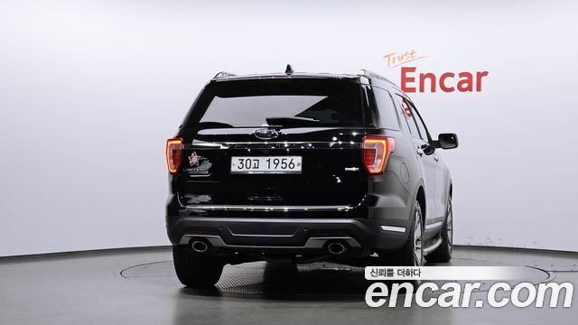 Ford Explorer 2.3 Limited 4WD 5th 2018 — фото 4