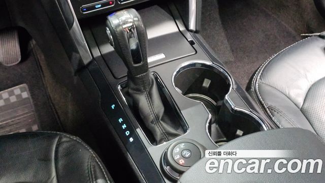 Ford Explorer 2.3 Limited 4WD 5th 2018 — фото 9