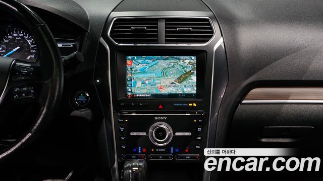 Ford Explorer 2.3 Limited 4WD 5th 2018 — фото 14