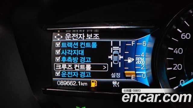 Ford Explorer 2.3 Limited 4WD 5th 2018 — фото 19