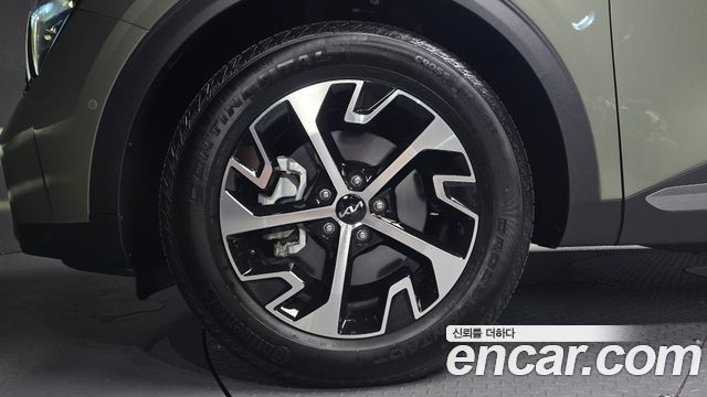 Kia Sportage Hybrid (V) Signature Gravity 2WD 2022 — фото 5