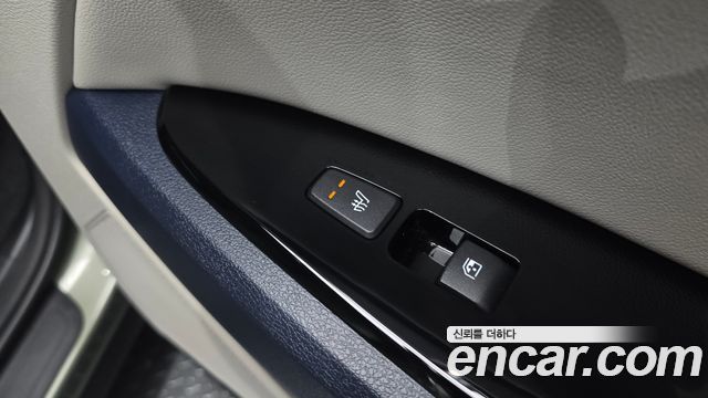 Kia Sportage Hybrid (V) Signature Gravity 2WD 2022 — фото 34