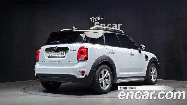 MINI Cooper Countryman Standard 2nd 2019 — фото 2