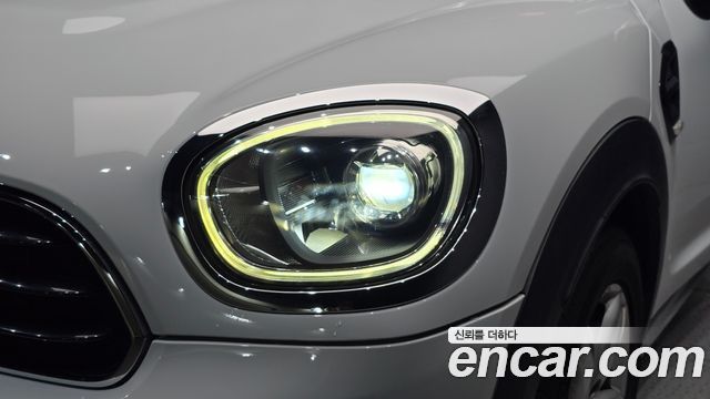MINI Cooper Countryman Standard 2nd 2019 — фото 22