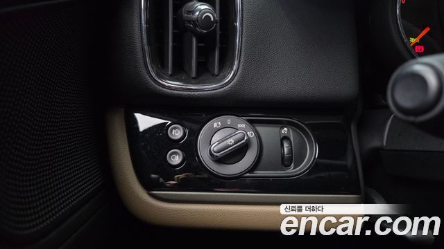 MINI Cooper Countryman Standard 2nd 2019 — фото 28