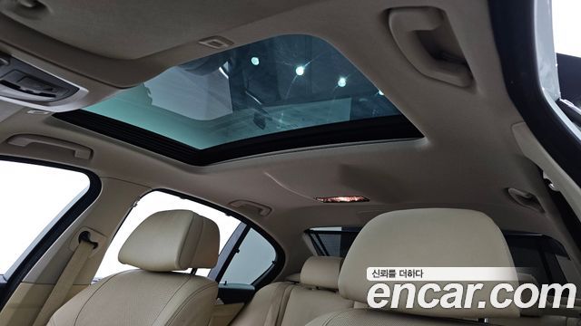 BMW 5 Series (F10) 528i xDrive Luxury Plus 2016 — фото 17