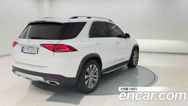 Mercedes-Benz GLE-Class (W167) GLE300d 4MATIC 2023 — фото 5