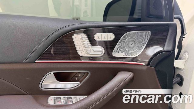 Mercedes-Benz GLE-Class (W167) GLE300d 4MATIC 2023 — фото 24