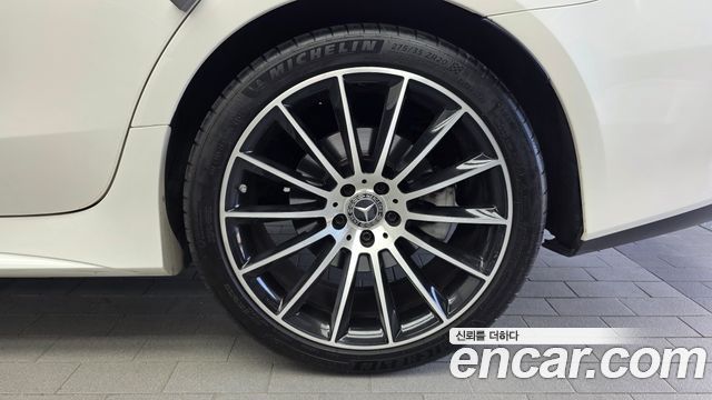 Mercedes-Benz CLS-Class (C257) CLS400d 4MATIC AMG Line 2019 — фото 21