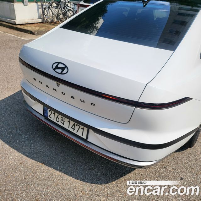 Hyundai Grandeur (GN7) 3.5 LPG 2WD Premium 2023 — фото 2