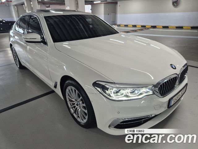 BMW 5 Series (G30) 520i Luxury
