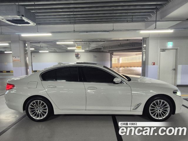 BMW 5 Series (G30) 520i Luxury 2020 — фото 4