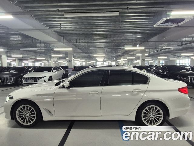 BMW 5 Series (G30) 520i Luxury 2020 — фото 5