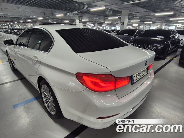 BMW 5 Series (G30) 520i Luxury 2020 — фото 8
