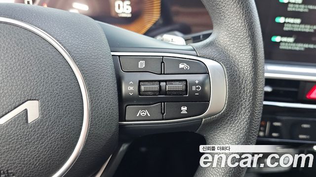 Kia K5 (III) 2.0 Prestige 2024 — фото 22