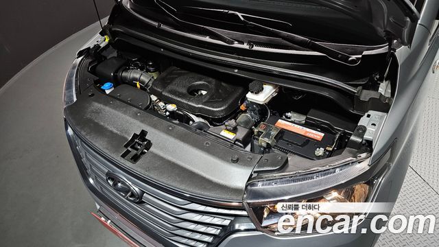 Hyundai Grand Starex Van 5-Seater Modern 2020 — фото 6