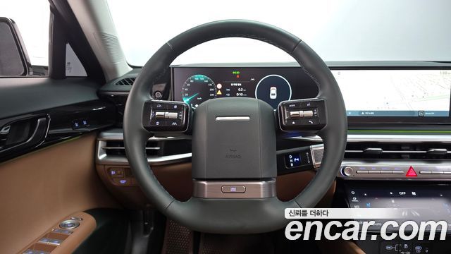 Hyundai Grandeur (GN7) 2,5 Gasoline 2WD Exclusive 2025 — фото 16