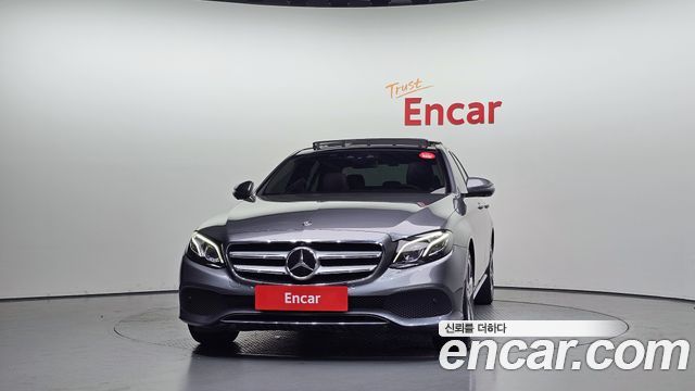 Mercedes-Benz E-Class (W213) E300 4MATIC Avnatgarde 2018 — фото 3