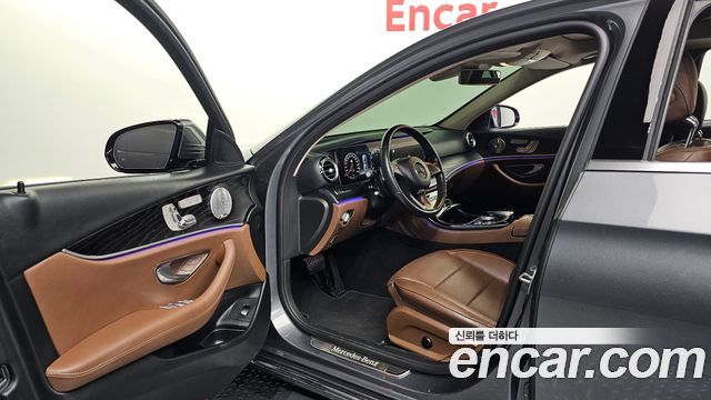Mercedes-Benz E-Class (W213) E300 4MATIC Avnatgarde 2018 — фото 10