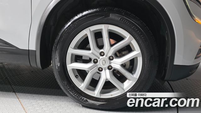 Renault Korea QM6 Diesel 2WD LE 2018 — фото 21