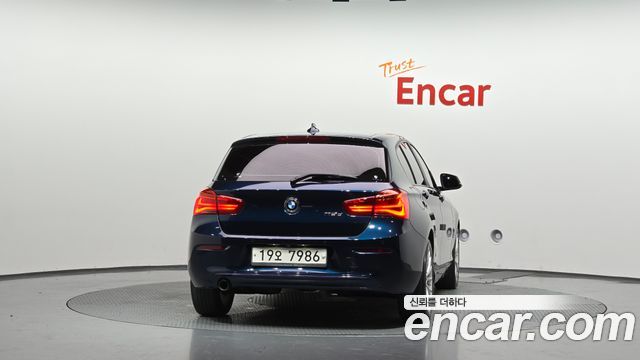 BMW 1 Series (F20) 118d Sport 5Door 2016 — фото 4
