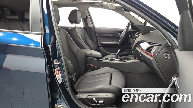 BMW 1 Series (F20) 118d Sport 5Door 2016 — фото 11