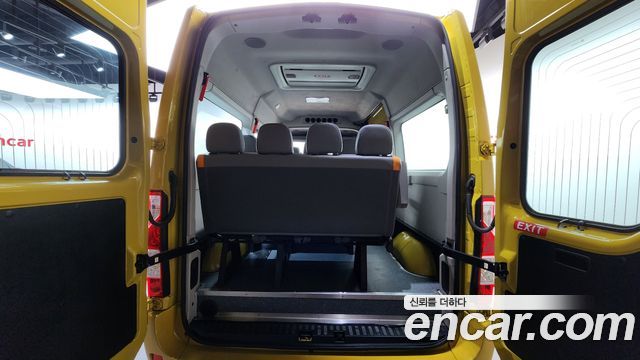 Renault Korea Master School Bus 20-Seater 2020 — фото 20
