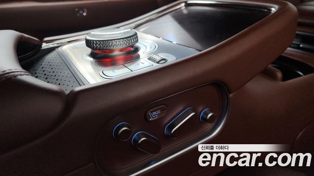 Genesis G90 (RS4) Gasoline 3.5 Turbo AWD 2022 — фото 27