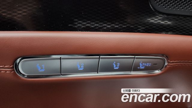 Genesis G90 (RS4) Gasoline 3.5 Turbo AWD 2022 — фото 28