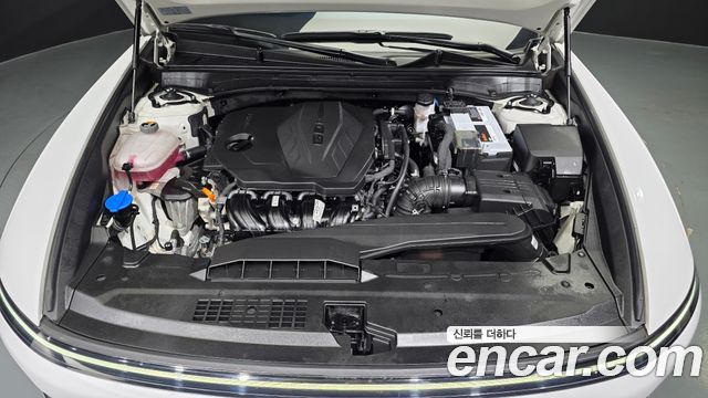 Hyundai Grandeur (GN7) 2,5 Gasoline 2WD Exclusive 2023 — фото 6