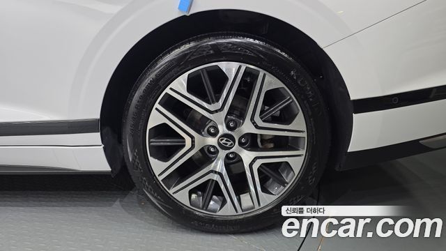 Hyundai Grandeur (GN7) 2,5 Gasoline 2WD Exclusive 2023 — фото 21